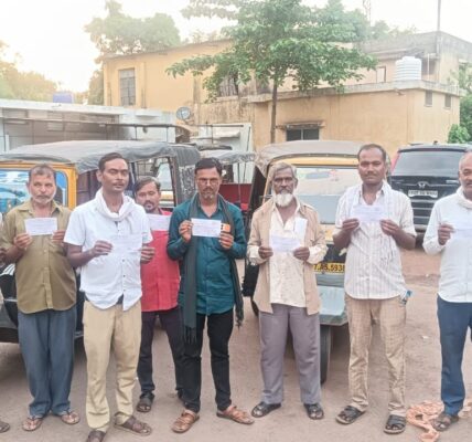 यातायात पुलिस दुर्ग द्वारा नियमों का पालन न करने वाले ऑटो चालकों के विरुद्ध कार्रवाही की गई ।