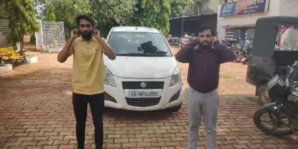 सेंट्रल एवेन्यू में शराब के नशे में मदहोश होकर कार में स्टंट बाजी कर रहे युवकों के विरुद्ध की गई कार्रवाई।