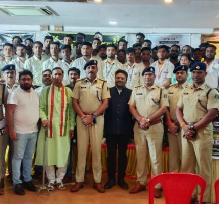 संकल्प एक युद्ध नशे के विरुद्ध के तहत नशामुक्ति के संबंध में कार्यक्रम का आयोजन अतिरिक्त पुलिस अधीक्षक महोदय श्रीसुखनंदन राठौर सर के मुख्य आतिथ्य में कराया गया कार्यक्रम।