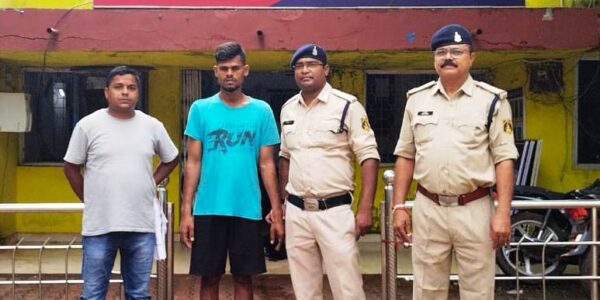 थाना जामुल क्षेत्रांतर्गत हुई लूट की घटना में अज्ञात आरोपी को पकड़ने में जामुल पुलिस को मिली बड़ी सफलता ।