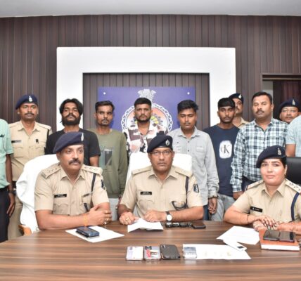 मादक पदार्थ चिट्टा (ब्राउन शुगर) बिक्री करने वालो को पकड़ने में दुर्ग पुलिस को मिली सफलता।  पांच आरोपी गिरफ्तार ।