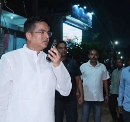 MLA रिकेश सेन फिर Action मोड पर, अधिकारी महोदय….”48 घंटे के भीतर शराब दुकान और चखना सेंटर हटवा दीजिए।
