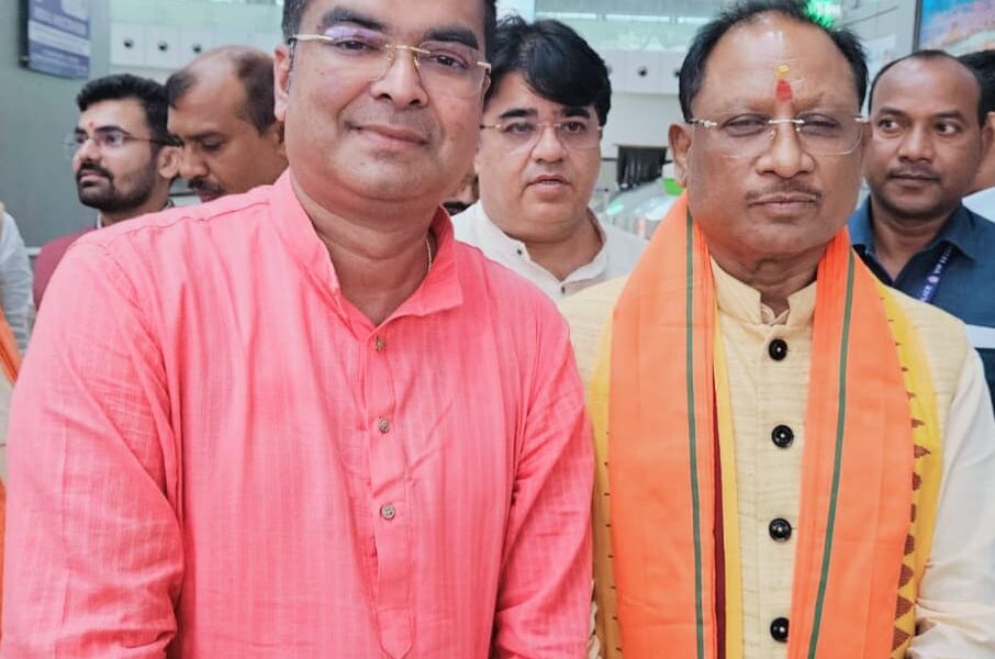 25 हजार 151सदस्य बना कर रिकेश सेन भाजपा विधायकों से निकले काफी आगे, 10 हजार का आंकड़ा छत्तीसगढ़ में पार करने वाले ।राष्ट्रीय अध्यक्ष, मुख्यमंत्री और संगठन पदाधिकारियों ने दी बधाई ।