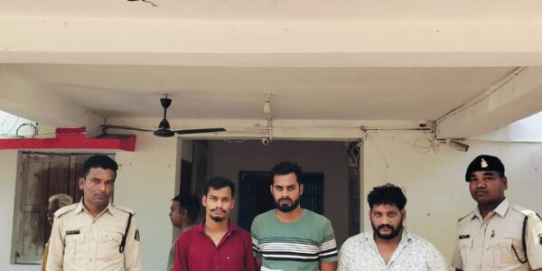 अवैध गांजा तस्करों पर थाना रानीतराई पुलिस की कार्रवाई ।
