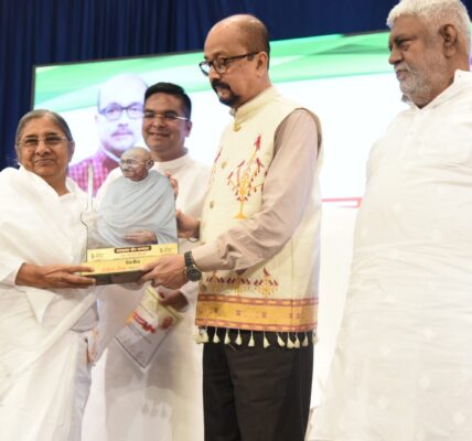 वैशाली नगर विधायक रिकेश सेन ने स्वच्छता को जीवन में अपनाने लोगों से किया आह्वानस्वच्छता की जिम्मेदारी केवल सरकार या संस्थानों की नहीं है, बल्कि हम सभी की है – राज्यपाल श्री डेका*