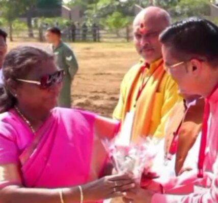 भिलाई में राष्ट्रपति के कार्यक्रम की सुरक्षित व्यवस्थित और सफल तैयारी के लिए MLA रिकेश ने जिले की प्रशासनिक और पुलिस टीम को दी बधाई।