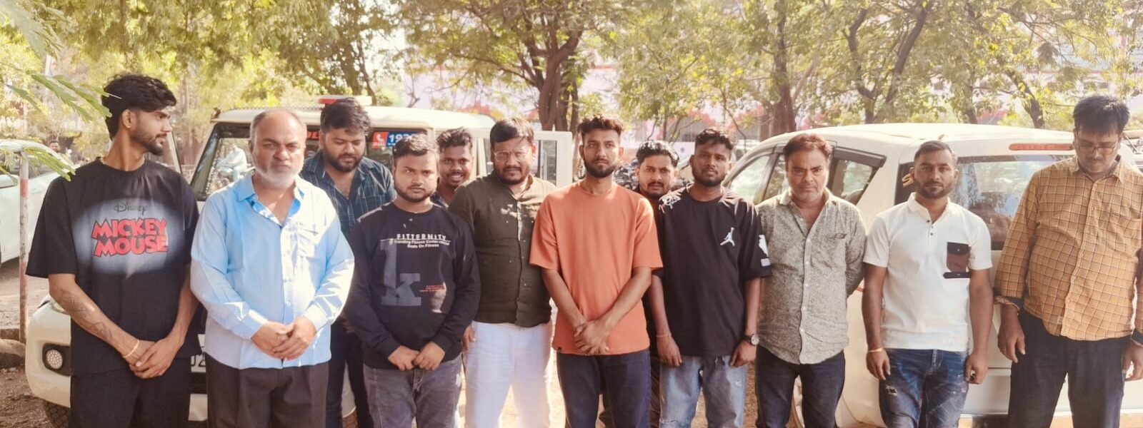 जयस्तंभ चौक रुआबांधा बस्ती मे सार्वजनिक स्थान पर जुआं खेलने वाले जुआंरियों के विरुद्ध थाना भिलाई नगर पुलिस की कार्यवाही ।
