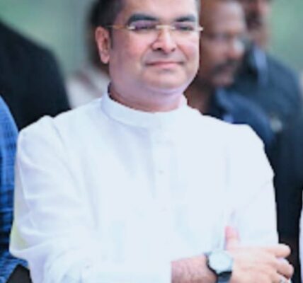 जान पर खेल कुख्यात अपराधी को ढेर करने वाली दुर्ग पुलिस टीम सम्मान और पदोन्नति की पात्र – विधायक रिकेश सेन ने मुख्यमंत्री और राज्यपाल को लिखा पत्र ।