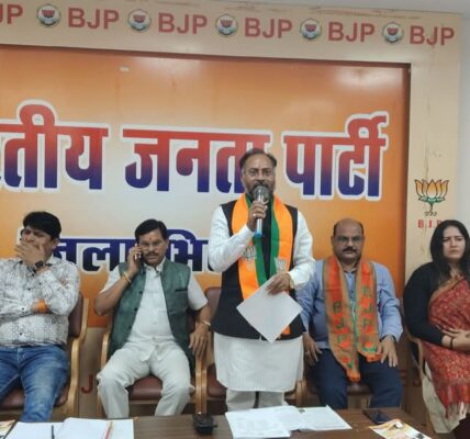 संविधान में निहित मूल्यों को जन-जन तक पहुँचाना ही भाजपा संविधान गौरव अभियान का मुख्य उद्देश्य – पुरषोत्तम ।