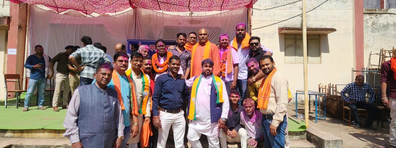 दुर्ग ग्रामीण विधायक ललित चंद्राकर ने उतई नगर पंचायत में भारतीय जनता पार्टी की ऐतिहासिक जीत पर हार्दिक शुभकामनाएं प्रेषित किया ।