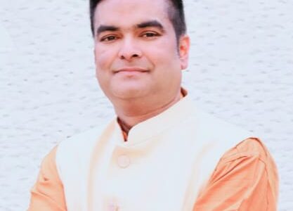 हुड़दंग से दूर उल्लासपूर्ण वातावरण में होली की रही धूम, शांति और कानून व्यवस्था में मुस्तैद रहा पुलिस महकमा, विधायक रिकेश ने दी बधाई ।