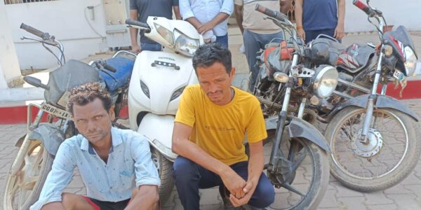 शातिर वाहन चोर चढ़ा दुर्ग पुलिस के हत्थे। 02 आरोपी पुलिस की गिरफ्त में।